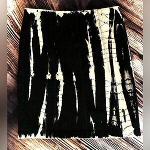 HASHTTAG IN TREND || Vintage Abstract Mini Skirt in Black Acid Wash - SZ Small